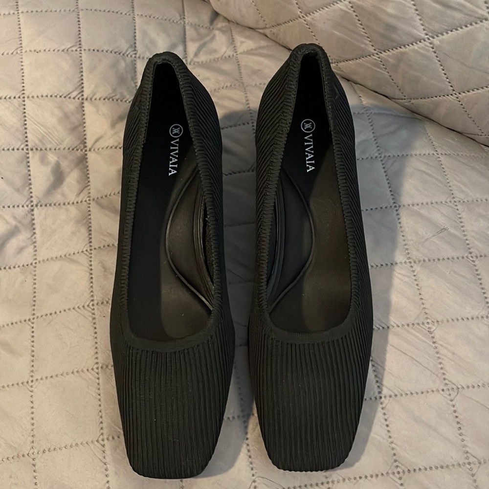 Vivana Black heels size 10